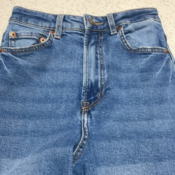 Blue jeans . Good as new - Picture 5 of 7